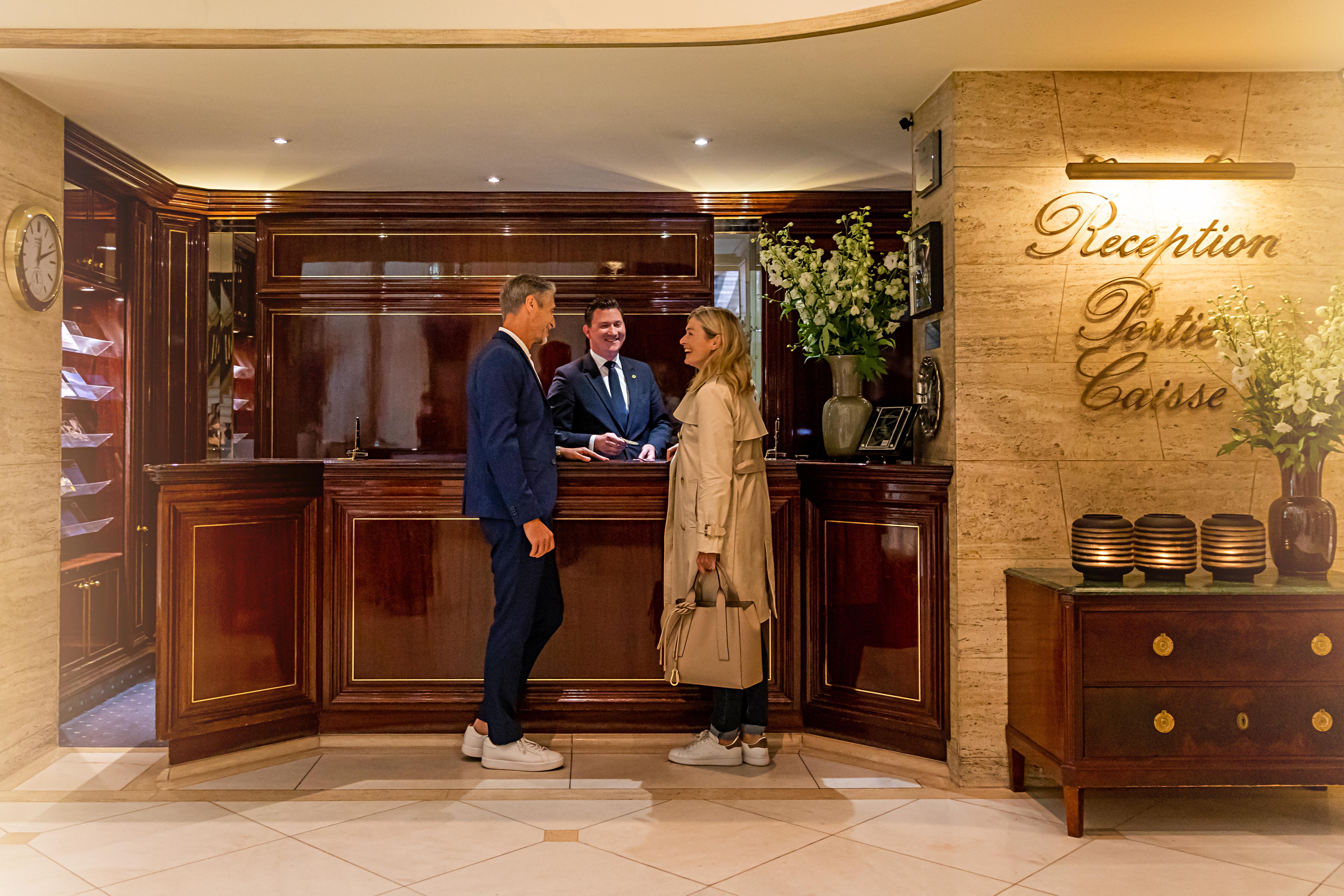 Excelsior Hotel Ernst Am Dom Кельн Екстер'єр фото Reception
